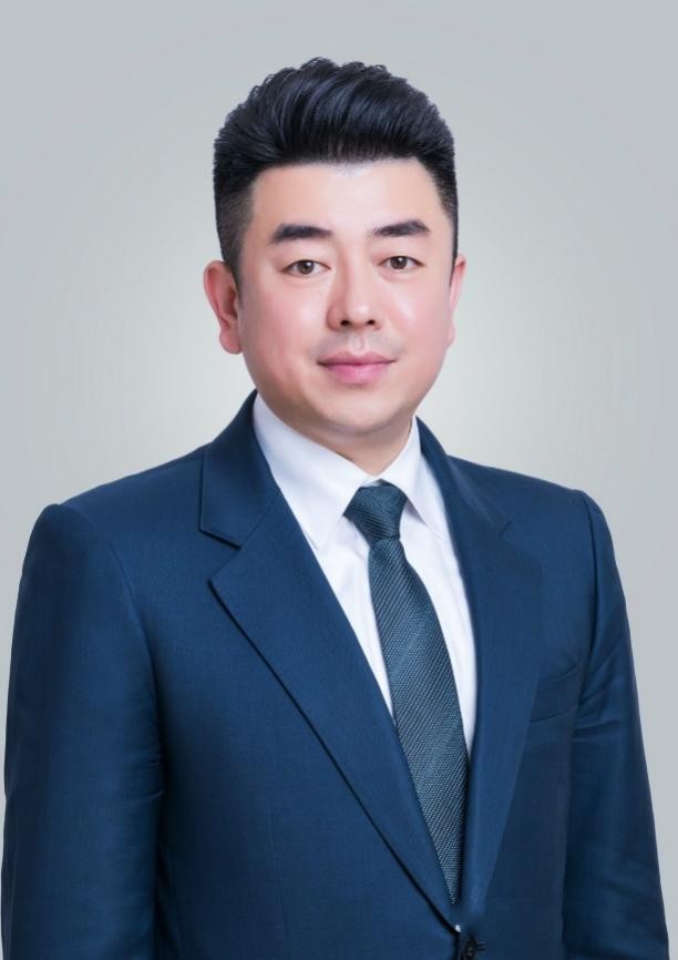 北京链家总经理李峰岩获"相信2021中国地产年鉴" 行业杰出人物