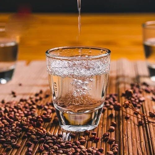 从一粒粮到一滴酒看得见的品质喝得到的匠心