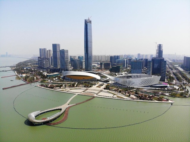 与吴中太湖新城隔