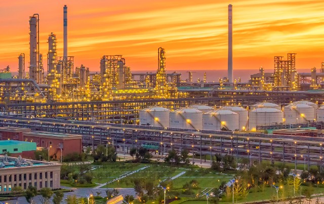 一语道破化纤板块业绩爆发恒力石化迎来机遇期