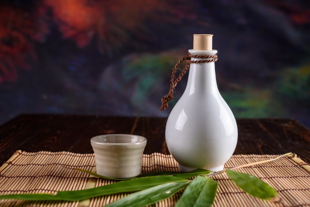 大成早资讯:白酒景气度仍在 一季度纺织服装出口同比增11.2%