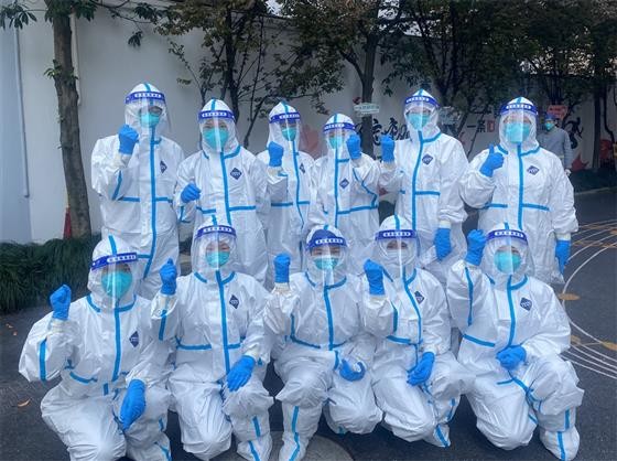 点赞上海疫情下的医美人她们迎风而上身体力行书写最美