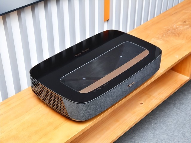 更大屏更健康海信80l9h激光电视开启新视代