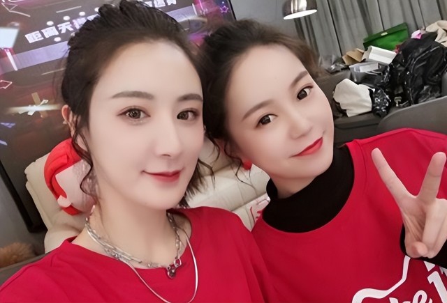 薇娅准弟媳琦儿强势上位:直播半小时,带货榜第一