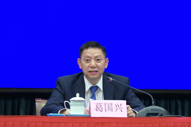 广东省人社厅副厅长葛国兴粤省事简化办事流程减少群众跑动次数