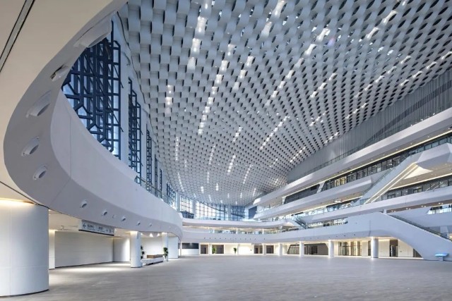 宝鹰精品山海之间云浪银贝烟台八角湾国际会展中心