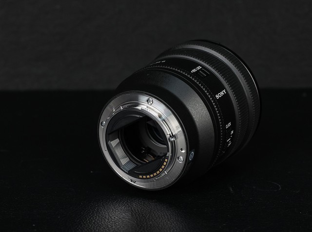 电动变焦广角镜头 索尼16-35mm f4 g评测