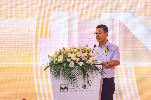 v9健身创始人邓永,保利万和影城总经理范磊,南堂馆总经理孙燕,协盛隆