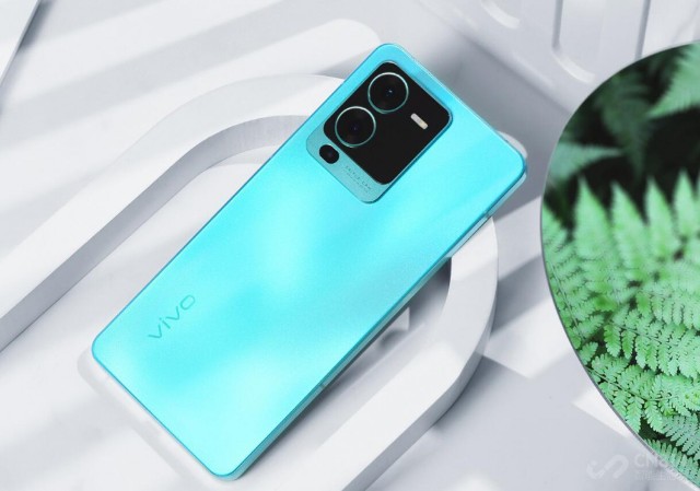 这下好了,vivo s15独有的超感光影像系统担任了夜拍任务,无论是照片