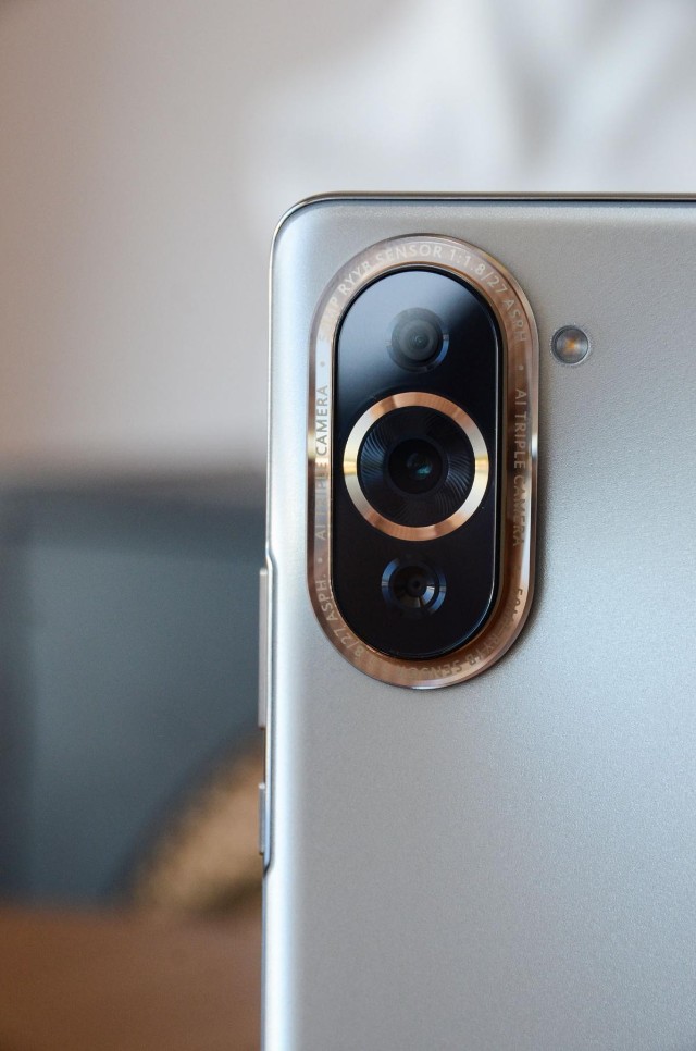 全新10号色已亮相,颜值在线的华为nova10系列手机即将登场