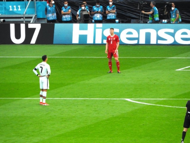 彩电市场“马太效应”凸显，海信电视领先第二名近10个百分点-家电圈官网