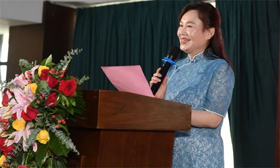中医博士后导师,云南省国医名师,圣爱圣医张良英教授,全国名老中医