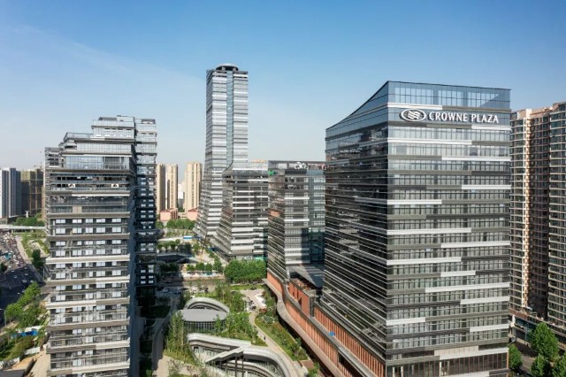 青岛金水皇冠假日酒店完美竣工——金螳螂用辛劳与汗水助力李沧皇冠 “加冕”_财富号_东方财富网