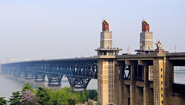 南京长江大桥铁路桥失火,南京站多趟列车晚点_财富号_东方财富网