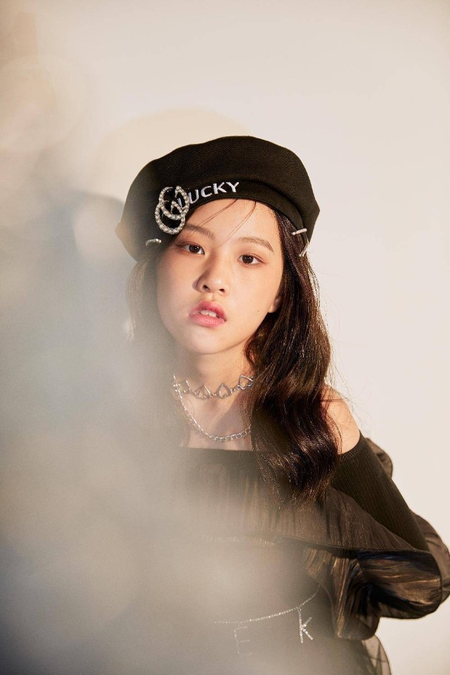 宋佳璇果果冉冉新星向阳而生奔赴童真梦想